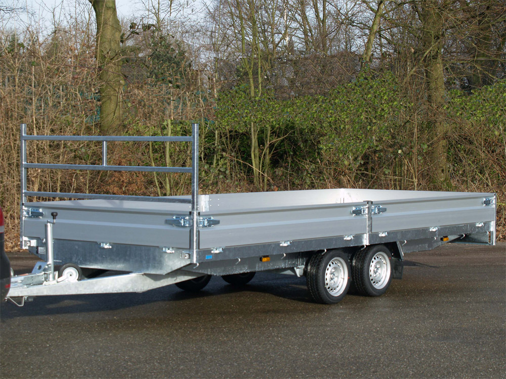 Hapert Azure H-2 – 3000 – 4550 x 1800 185 R 14 C – Mittelrungen