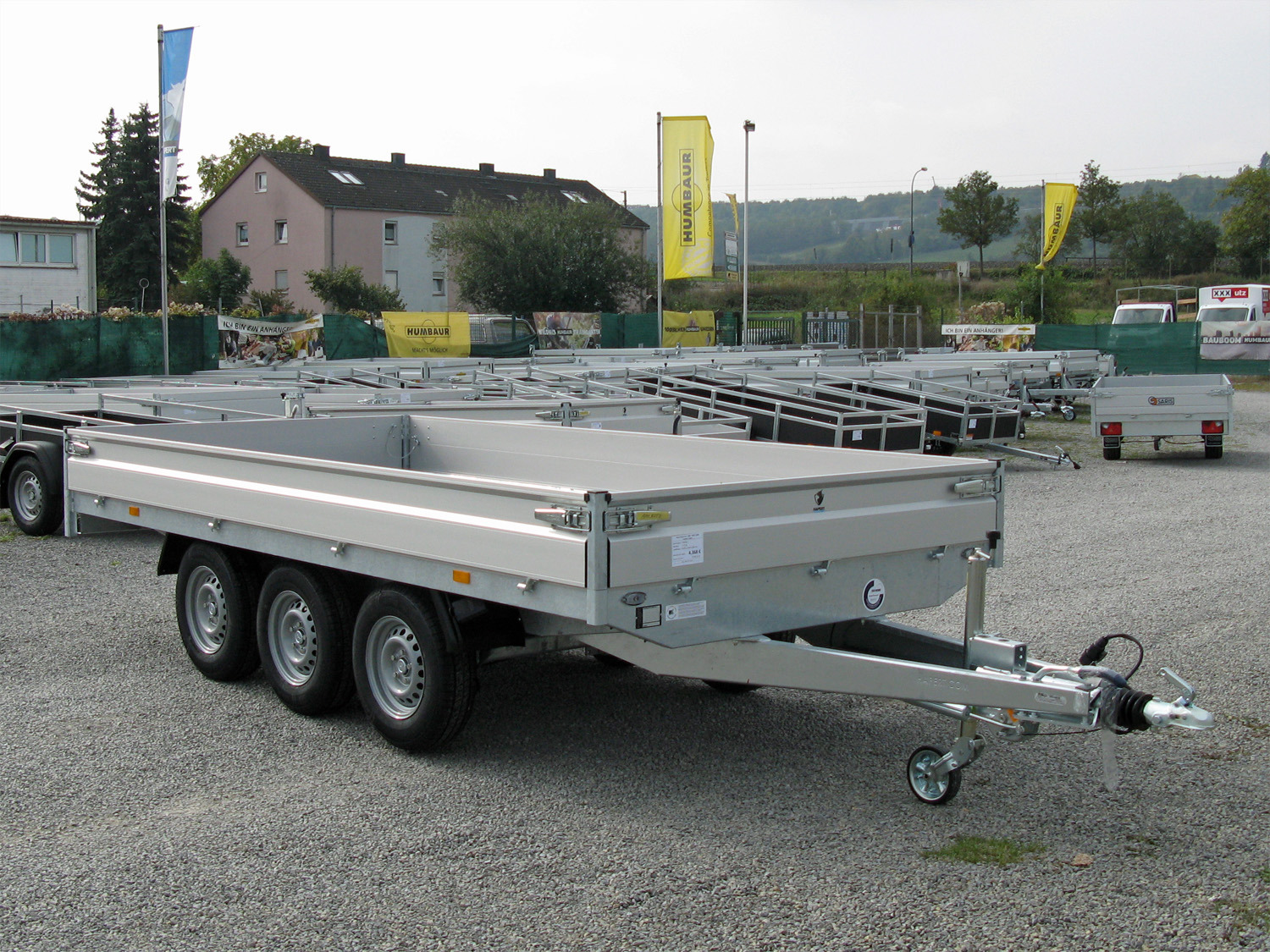 Hapert Azure H-3 – 3500 – 4550 x 2400 3 Achser – Parabelfederung – Bild 7