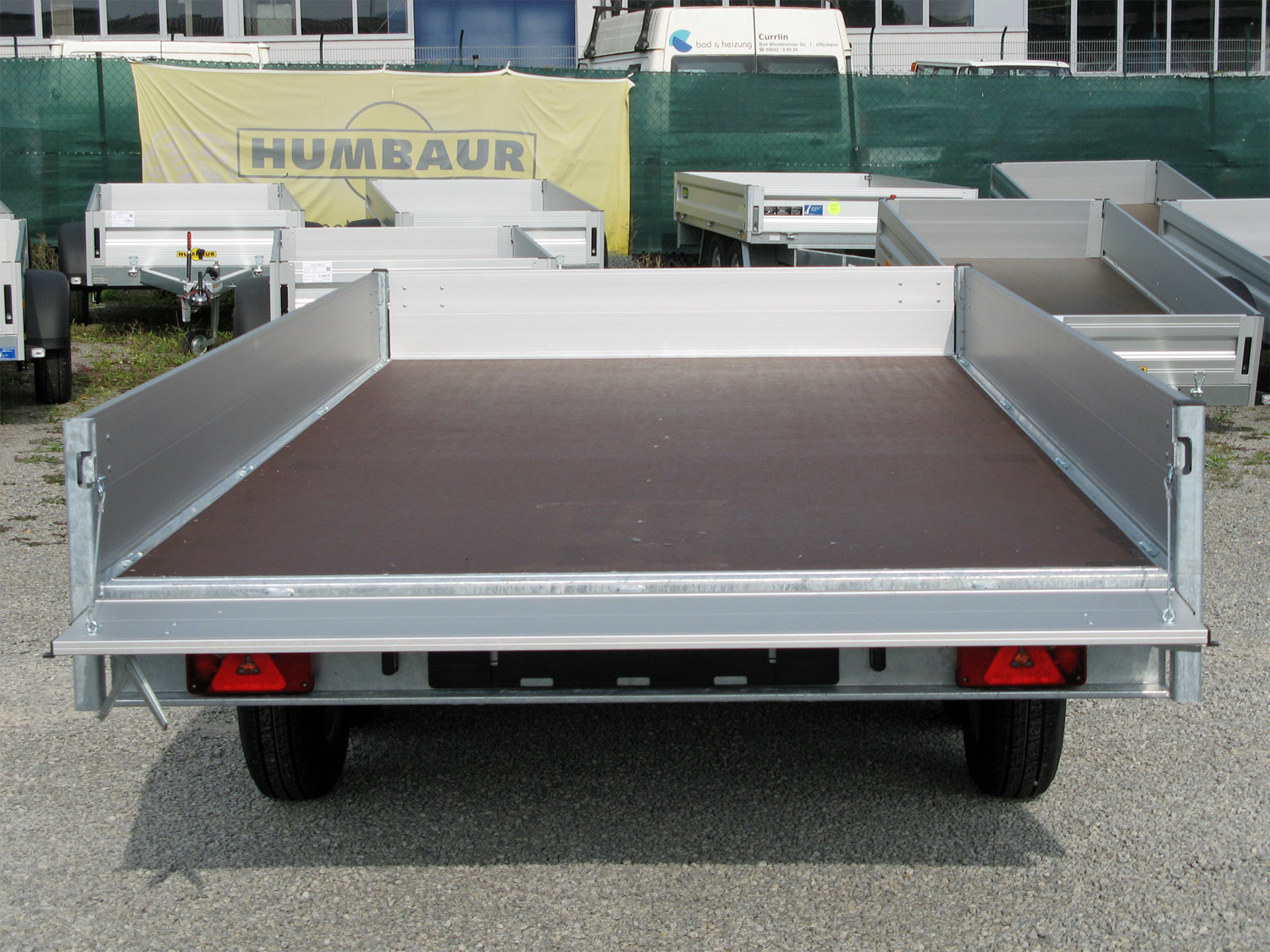 Hapert Azure H-3 – 3500 – 4550 x 2400 3 Achser – Parabelfederung – Bild 2