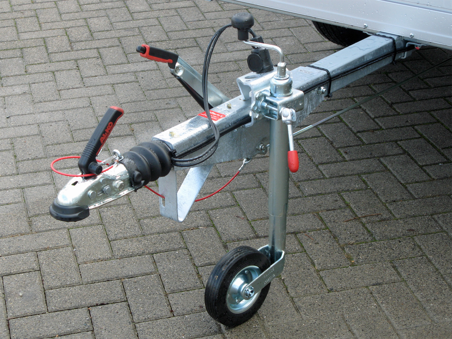 Saris MC 255 133 750 1 – Deckelanhänger – Bild 6